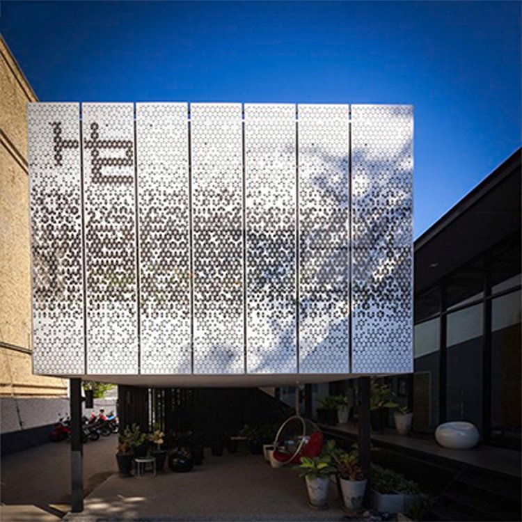 Aluminium panel gardinvægge