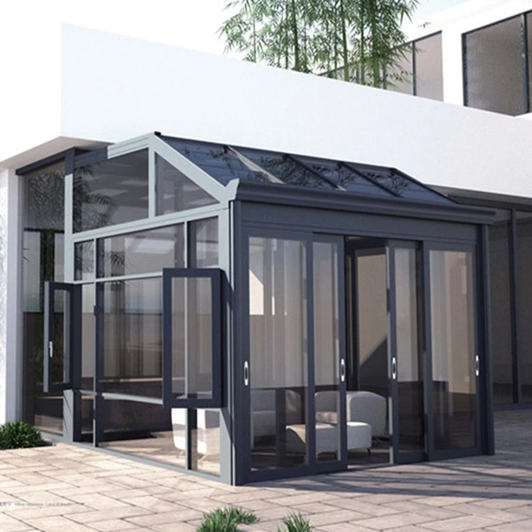 Solrum i aluminium med persienner