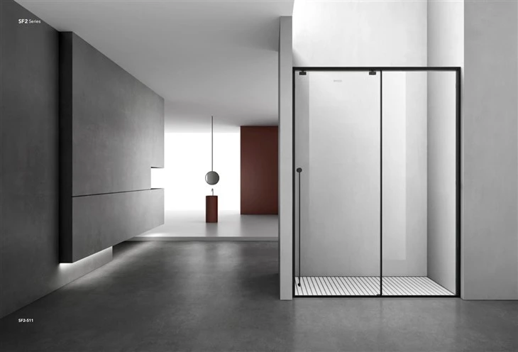 Circular Handle With Vertical Handle Shower Room